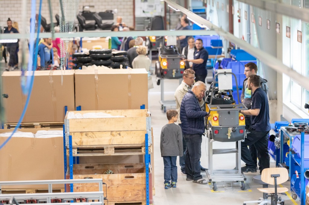 KYBURZ Switzerland AG Open doors new factory