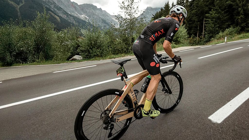 Esel Road Rennrad mit Holzrahmen