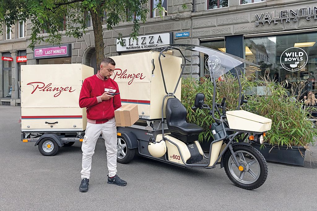 DXCargo: swappable box